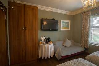 Гостевой дом Beach House B&B Дублин Двухместный номер с 2 отдельными кроватями и видом на море-2